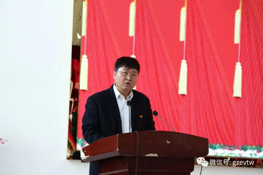 开云网页版纪念五四运动100周年暨 五四表彰大会(图4)