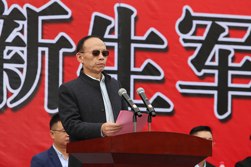 开云网页版举行2020级新生军训结训暨开学典礼(图3)