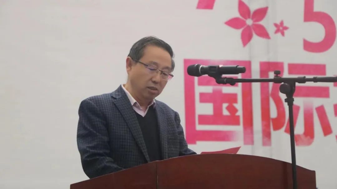 开云网页版举行5·12国际护士节活动暨授帽仪式(图3) 开云网页版举行5·12国际护士节活动暨授帽仪式(图3)