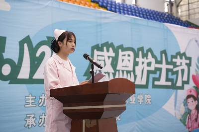 我们的护士 我们的未来——开云网页版成功举办5·12国际护士节活动暨授帽仪式(图7)