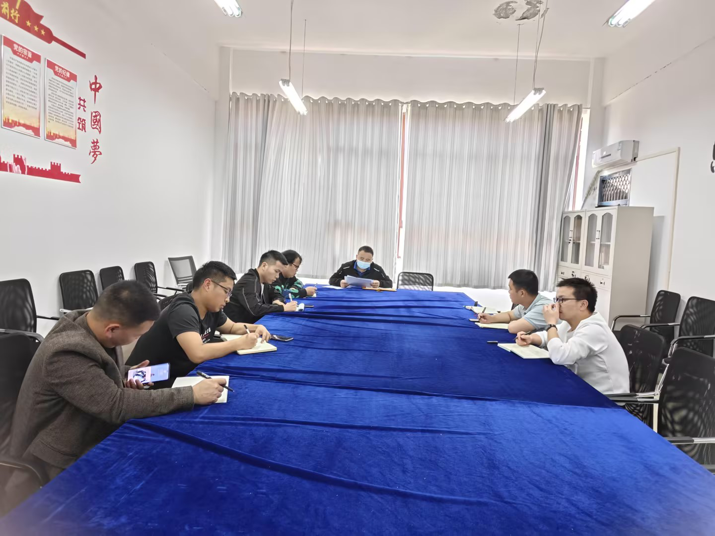 装备制造与信息技术学院第三次教学工作例会(图1) 装备制造与信息技术学院第三次教学工作例会(图1)