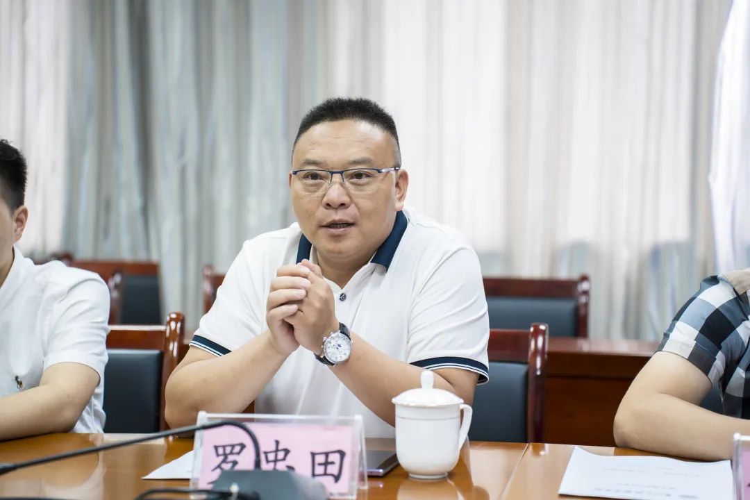 校企携手 共促发展|东莞清溪组团来校考察交流(图3) 校企携手 共促发展|东莞清溪组团来校考察交流(图3)
