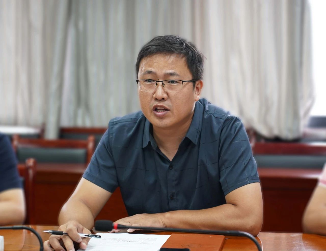 我校召开2023年网络信息安全工作会(图2) 我校召开2023年网络信息安全工作会(图2)