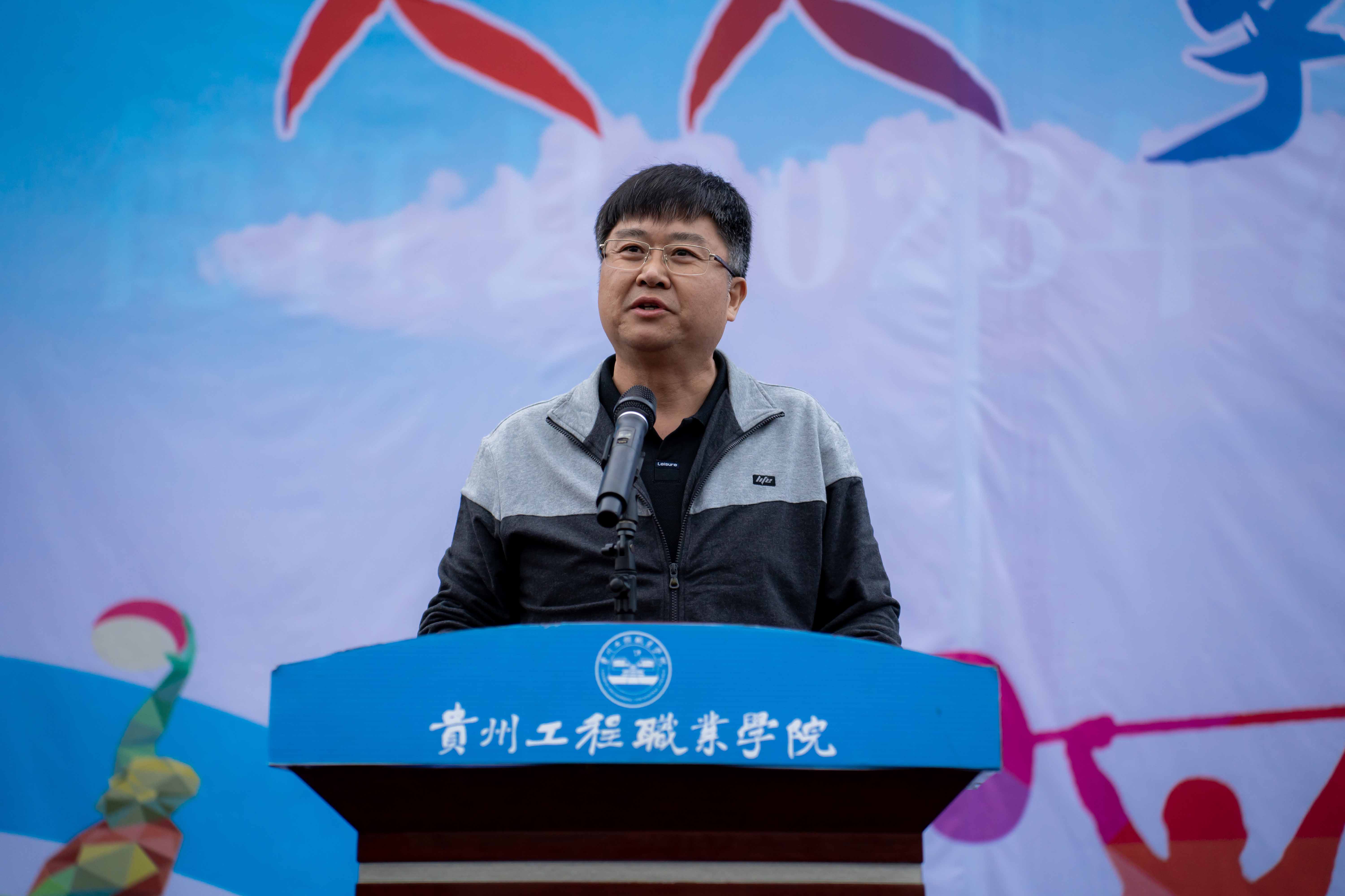 人人享受体育 健康拥抱未来|我校举行阳光体育运动启动仪式(图3) 人人享受体育 健康拥抱未来|我校举行阳光体育运动启动仪式(图3)