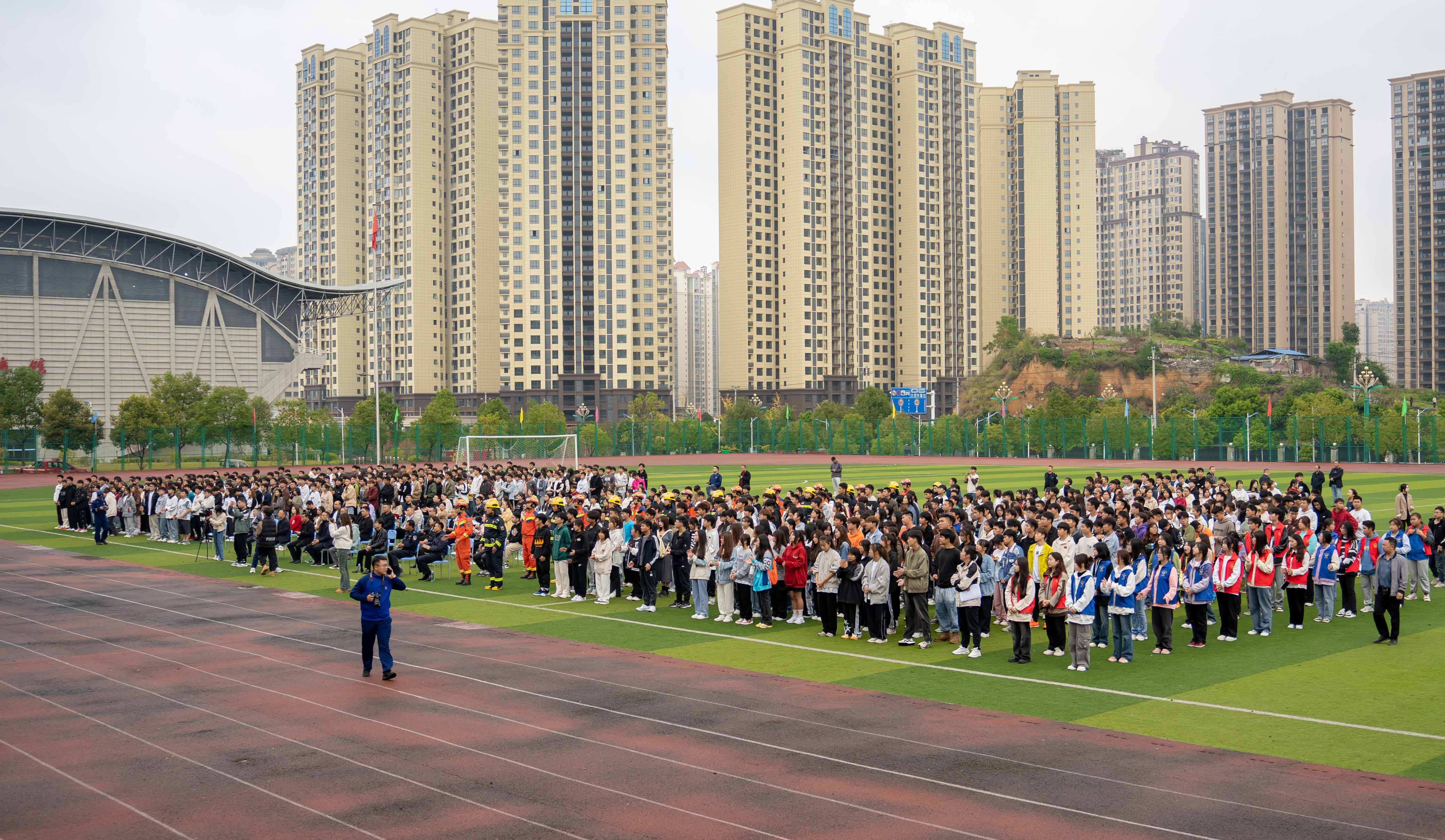 2023年德江县消防宣传月活动启动仪式暨第二届大学生消防技能运动会在开云网页版举行(图23) 2023年德江县消防宣传月活动启动仪式暨第二届大学生消防技能运动会在开云网页版举行(图23)