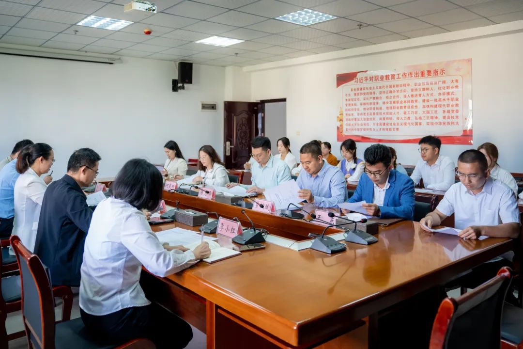 开云网页版举行融媒体中心揭牌仪式(图1) 开云网页版举行融媒体中心揭牌仪式(图1)