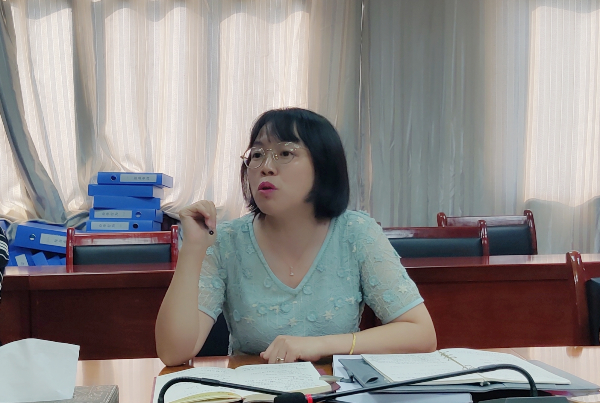 马克思主义学院 召开2024年秋季学期第一次全体教职工大会暨新聘教师见面会(图2) 马克思主义学院 召开2024年秋季学期第一次全体教职工大会暨新聘教师见面会(图2)