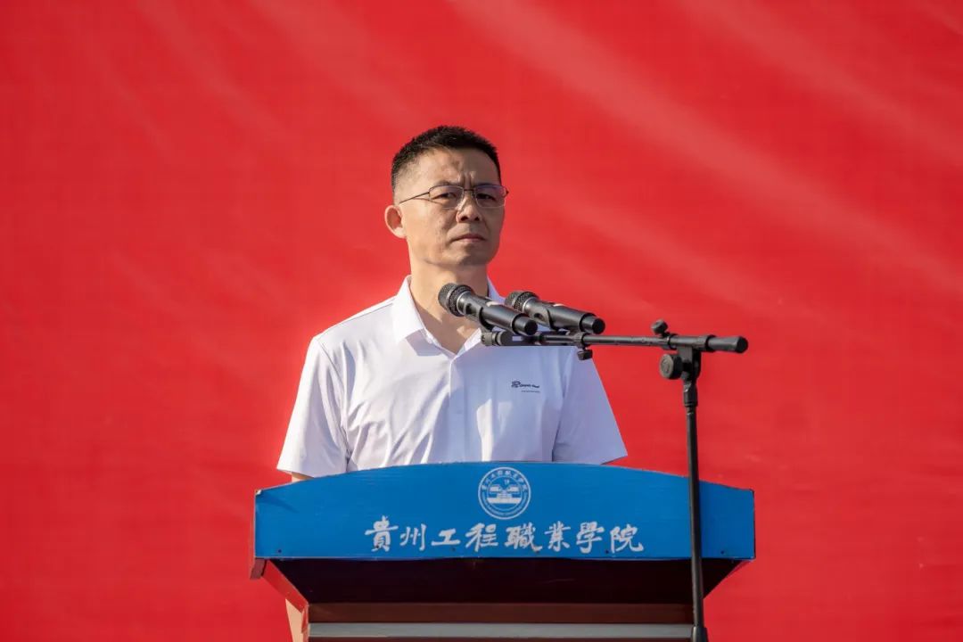 晨光破晓映蝶变 军训铸魂展青春——2024级新生军训动员大会(图5) 晨光破晓映蝶变 军训铸魂展青春——2024级新生军训动员大会(图5)