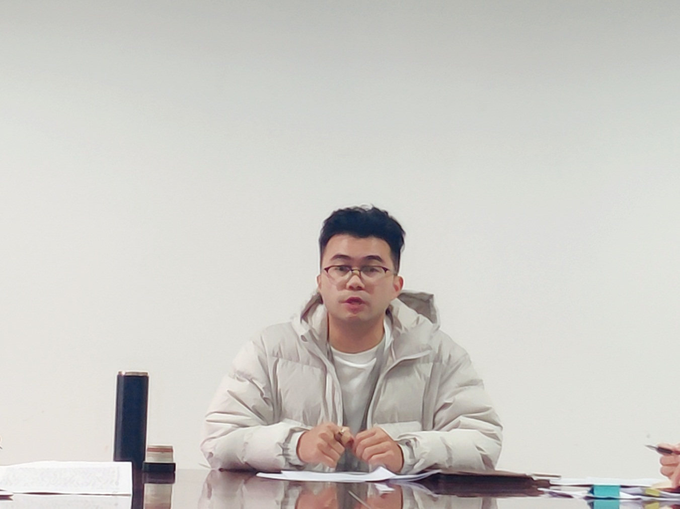 马克思主义学院 召开2024年秋季学期期中教学工作例会(图2) 马克思主义学院 召开2024年秋季学期期中教学工作例会(图2)