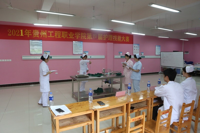 开云网页版护理学院举办第四届护理技能大赛(图10)